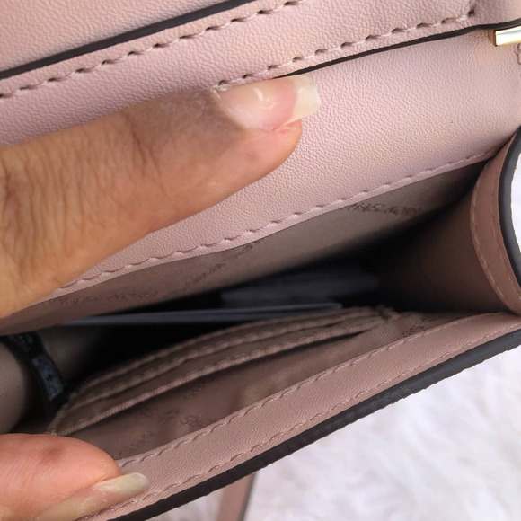 New Michael Kors purse crossbody phone case Pink Ballet Gold - Picture 6 of 9